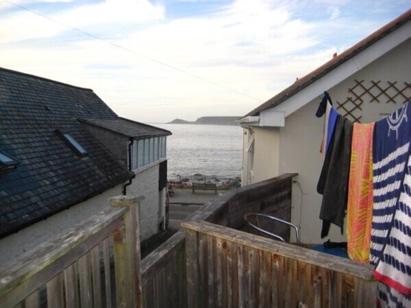 Leasehold Cafe Located In Sennen Cove Photo 4