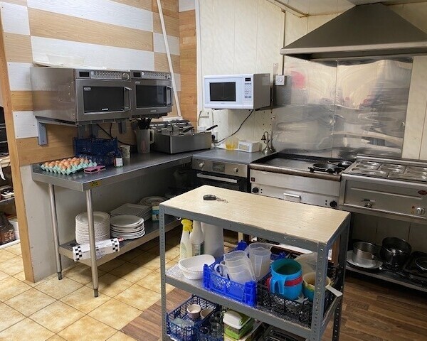 ESTABLISHED, WELL EQUIPPED CAFE IN PRIME PRECINCT TRADING LOCATION. Photo 4