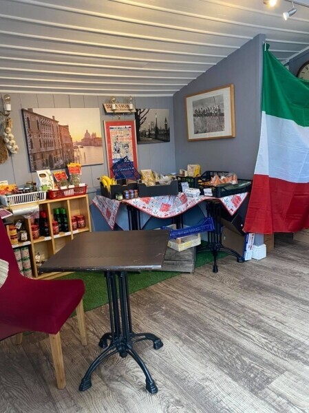 Italian deli for sale in Kent. Photo 5