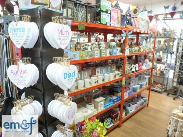 GIFT & BEACH SHOP Photo 4