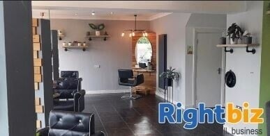Popular Hair Salon near Newton Abbot with plenty of room for expansion Photo 4