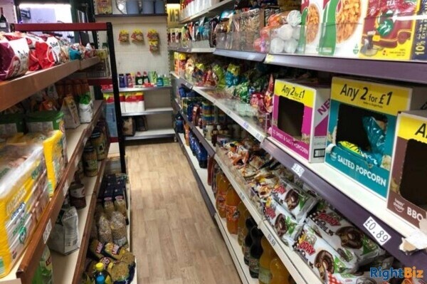 Closed Convenience/Off Licence & Accommodation Photo 4