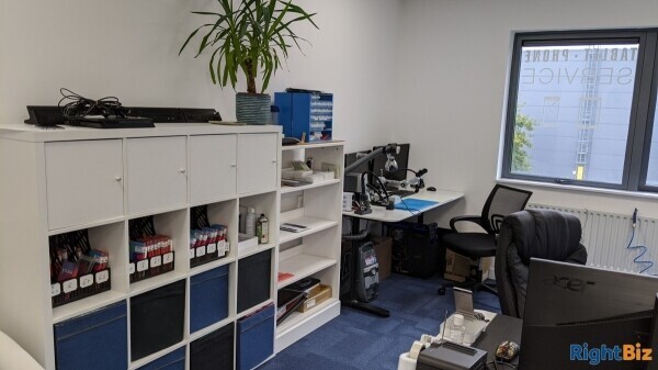 Phone Computer Tablet repair business in Milton Keynes Photo 4