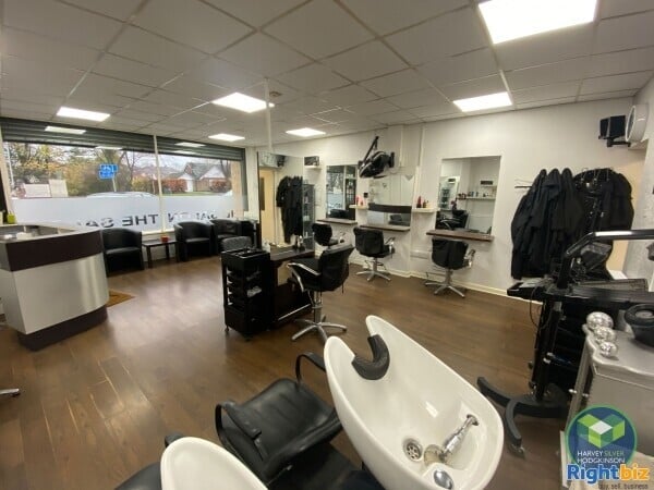 HAIR SALON: BURY: Photo 4