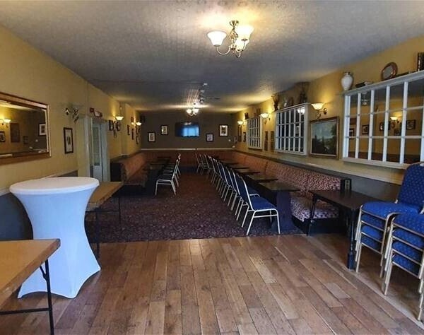 Sunderland Freehold Pub for Sale with 3 Bedroom Flat Photo 4