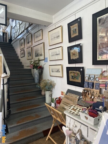 Gift Shop / Art Gallery for sale in Hampshire Photo 4