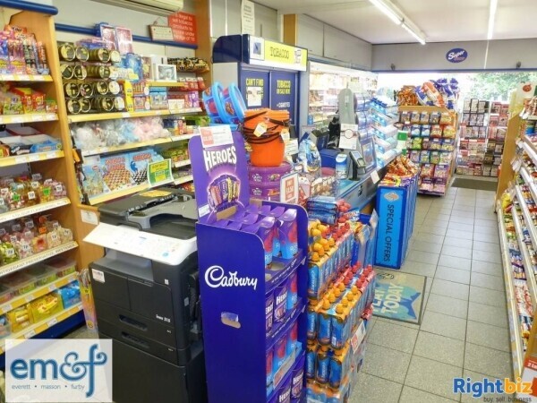 NEWSAGENTS/CONVENIENCE STORE Photo 4