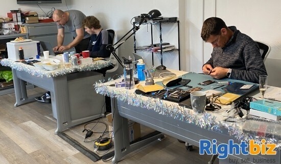 An Exceptional  Franchise Resale of the Chester Gadget Refuge in - A Loyal and Growing Customer Base Photo 3