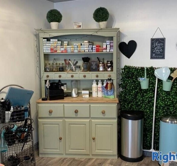Well established traditional Hair Salon for sale Photo 4