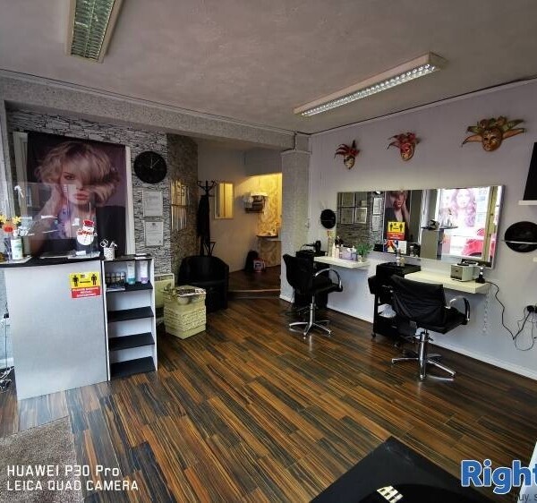 Business for Sale in Wellingborough Photo 4