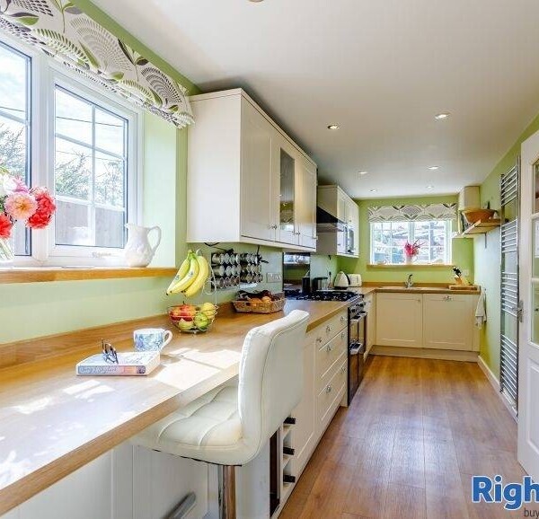 Beautiful Holiday Let Property in Wiltshire Photo 4