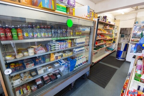 Busy Leasehold Newsagents & Convenience Store For Sale, Stenhousemuir Photo 4