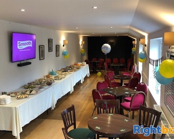 Impressive & Well Presented Character East Devon Freehouse With Spacious Accommodation For Sale Photo 4