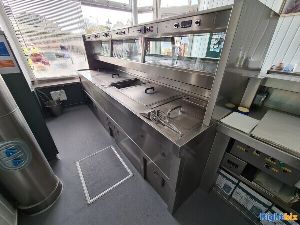 Profitable Cornish Coastal Town Fish & Chip Takeaway With 2 Bedroom Accommodation Photo 4