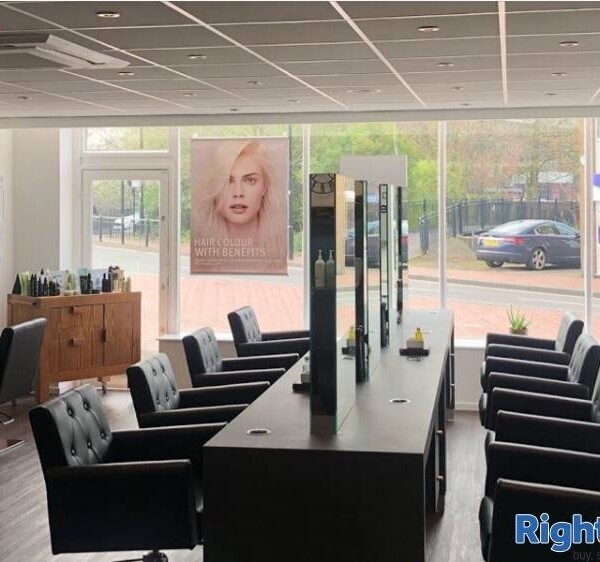 Highly rated Hair and Beauty business for sale Photo 4