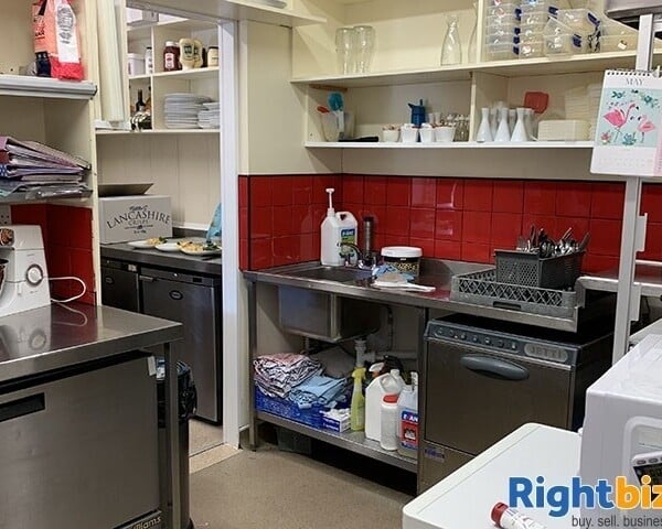 FANTASTIC WELL ESTABLISHED CAFE - LANCASHIRE Photo 4