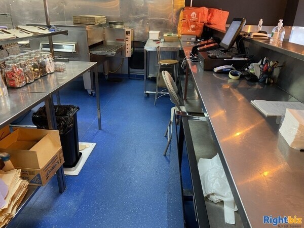 Leasehold gourmet burger takeaway for sale in Leeds Photo 4