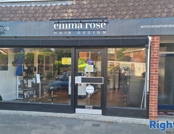 Contemporary Hair, Nail & Beauty Salon in Surrey Photo 4