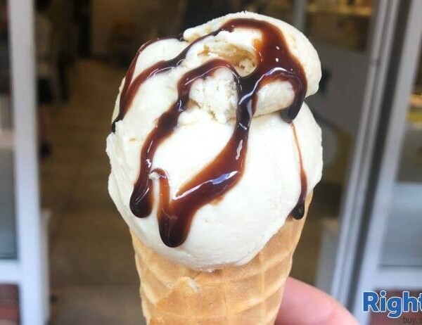 Artisan Gelateria & Coffee Shop in Central Buckingham Photo 4
