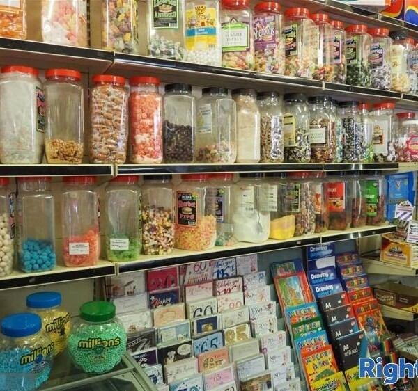 Newsagents For Sale in Knottingley Photo 4