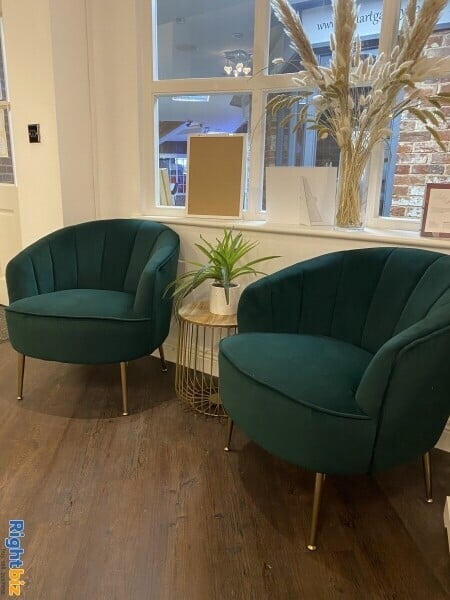 Studio hair salon for sale in Wickham Photo 4