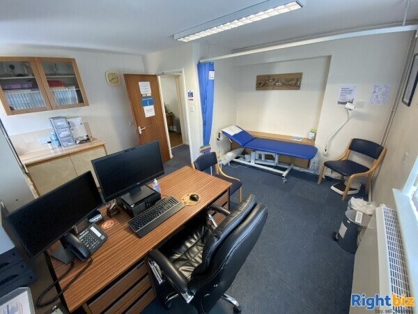 π Healthcare Facility for sale π Codsall, WV8 #healthcentre #dentalpractice #carehome #eyeclinic Photo 4
