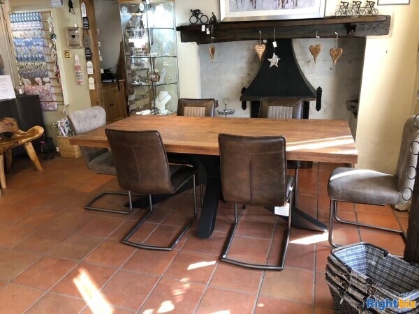 AWARD WINNING COFFEE SHOP & SHOP OFFERING UNIQUE HOMEWARE, GIFTS AND FURNITURE RETAILER Photo 4