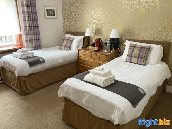 Charming Hotel and Bunkhouse set in the Popular Village of Kinlochewe Photo 4