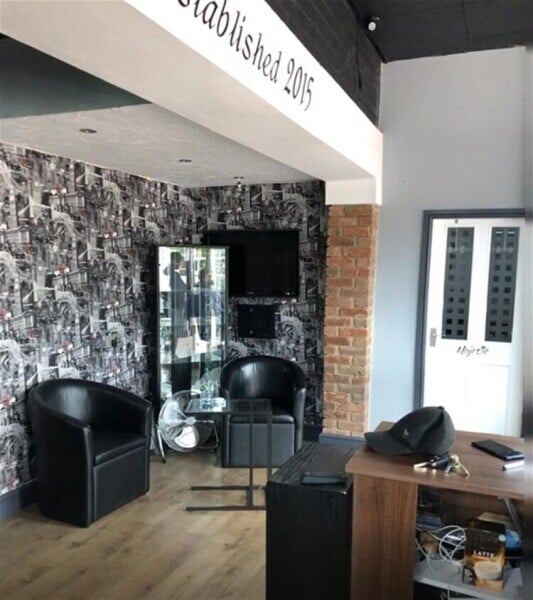 Barbers Shop Photo 4