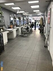 Barbershop/hairdressers for sale in Islington London