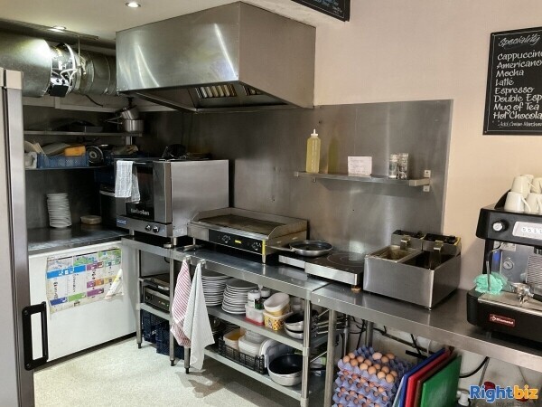 POPULAR CAFE IN PRIME LOCATION (PRICE REDUCED) Photo 4