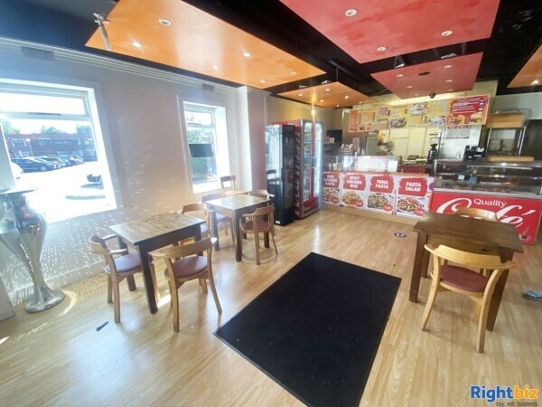 CAFE: MONSALL: Photo 4