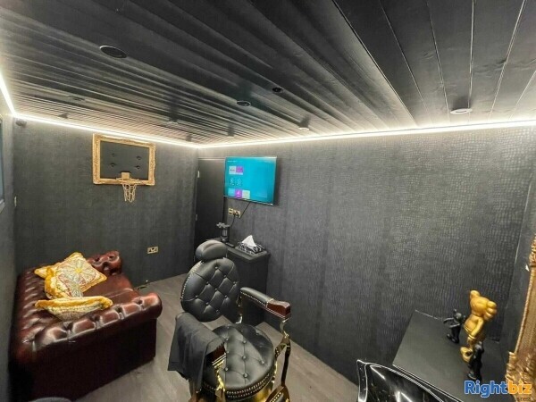 Luxury Mobile Barbershop Van Photo 4