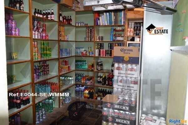 High Turnover Established Off Licence Lease for Sale - Forest Hill Photo 4