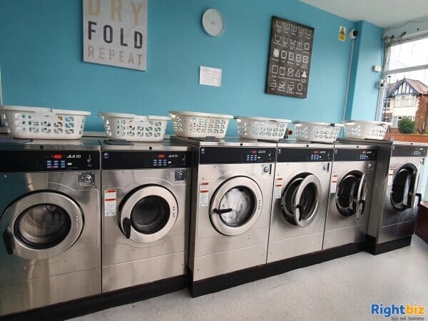 A LONG-RUNNING AND HIGHLY REPUTABLE COMMERCIAL LAUNDRY AND LAUNDERETTE Photo 4