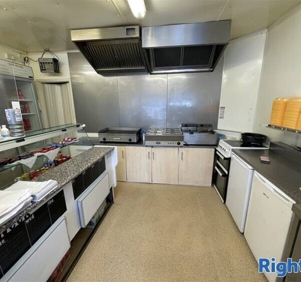 Cafe & Sandwich Bars For Sale in Normanton Photo 4
