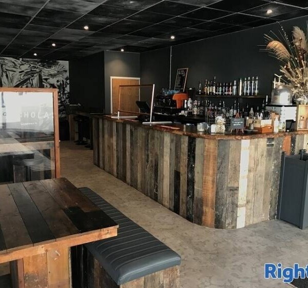 Newly established Barbers/Bar business for sale Photo 4