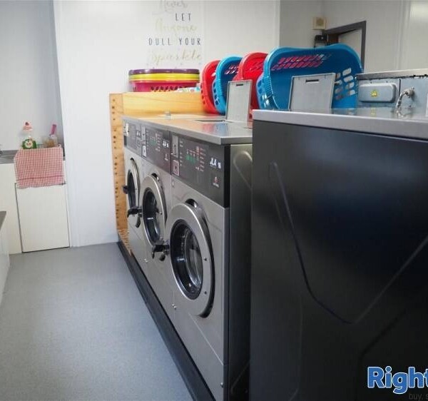 Launderette & Dry Cleaners For Sale in Keighley Photo 4