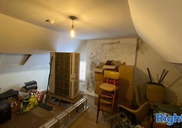 Leasehold Independent Coffee Shop Located in Retford Photo 4