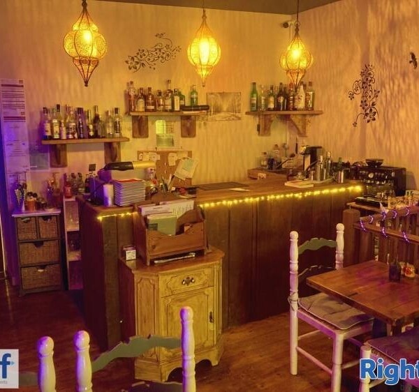 CATERING PREMISES Photo 4