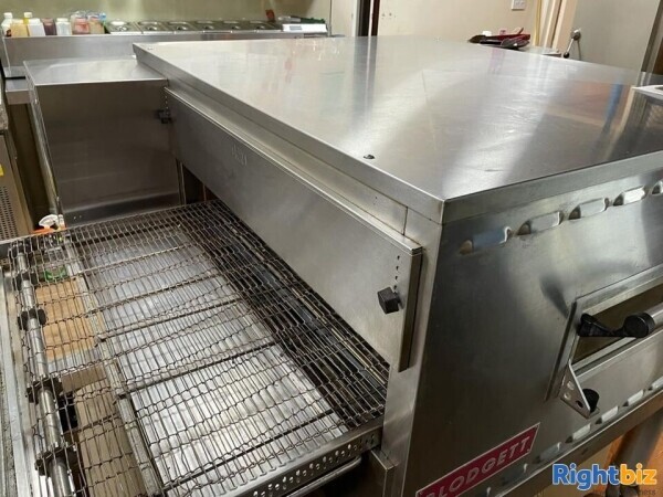 Pizza Burger Chicken Shop for sale Photo 4