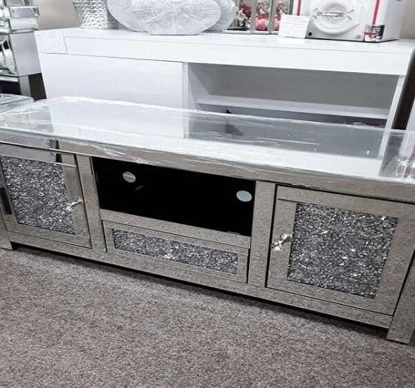 Long established Home Furnishing business for sale Photo 4