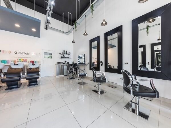 Highly rated Hair Salon business for sale Photo 4