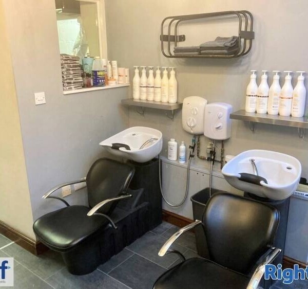 HAIR SALON Photo 4
