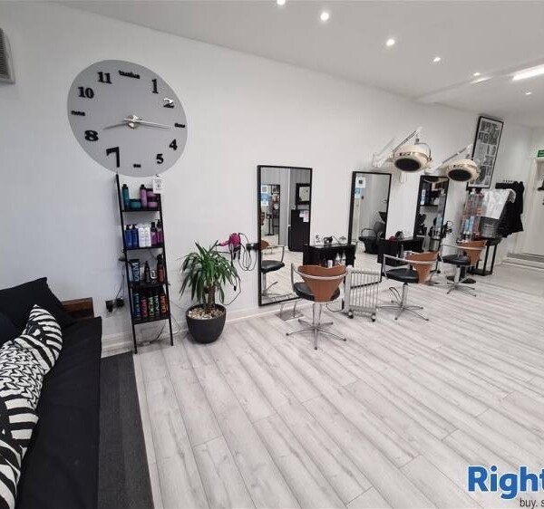 Well Presented Hair Salon with Loyal Clientele Photo 4