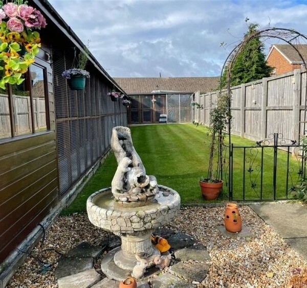 Kennels, Cattery & Equestrian businesses For Sale in Scunthorpe Photo 4