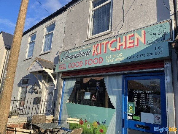 Leasehold cafe/Takeaway very busy, Derbyshire Photo 4