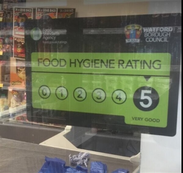 HALAL MEATS & CONVENIENCE FOOD STORE busy main road position WATFORD Photo 4
