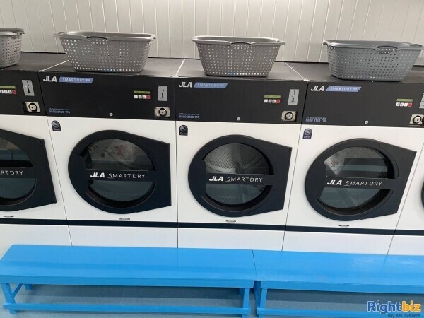 Launderette for sale in Swindon - Leasehold Photo 4
