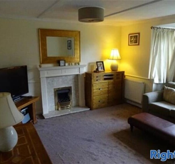 4 bed detached family home - Part Exchange available Gloucestershire Photo 4